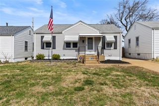 11041 Saint Pius Lane, St Ann, MO 63074