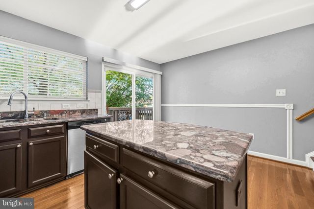 8547 TOWNE MANOR CT, Alexandria, VA 22309