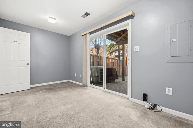 8547 TOWNE MANOR CT, Alexandria, VA 22309