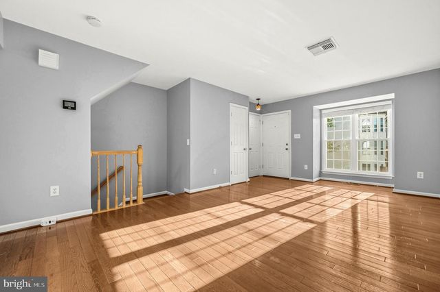 8547 TOWNE MANOR CT, Alexandria, VA 22309