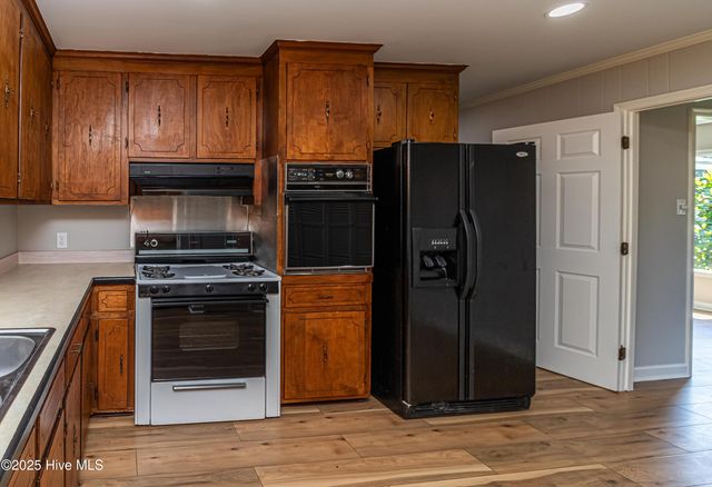 105 Allison Drive, Dudley, NC 28333