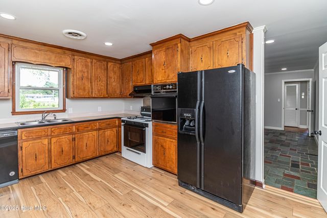 105 Allison Drive, Dudley, NC 28333