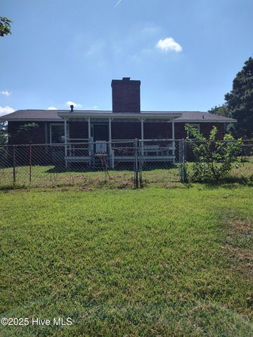 105 Allison Drive, Dudley, NC 28333