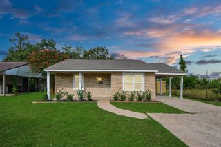 8746 Delilah Street, Houston, TX 77033