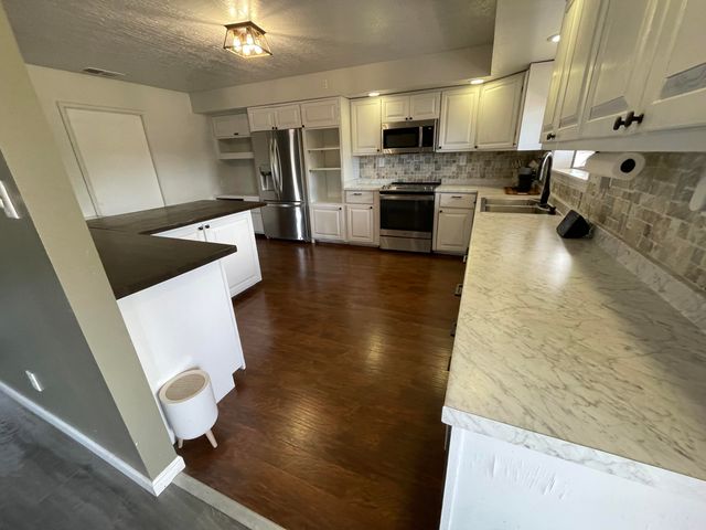 2025 Circulo Del Monte, Albuquerque, NM 87112