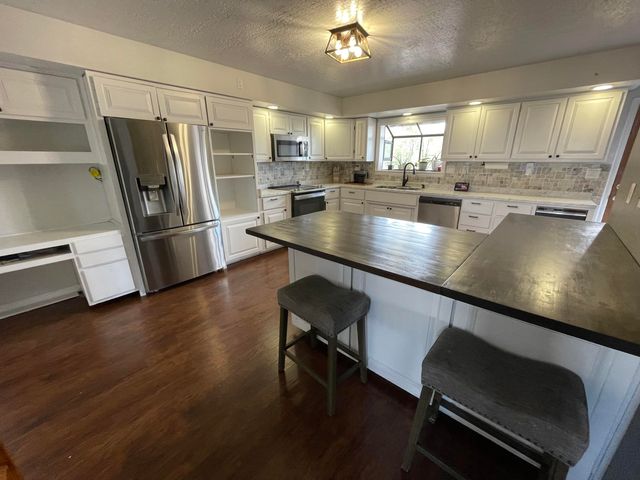 2025 Circulo Del Monte, Albuquerque, NM 87112