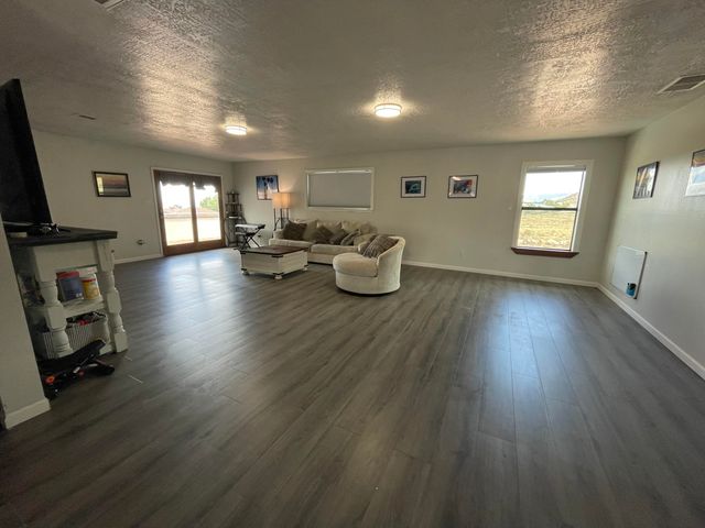 2025 Circulo Del Monte, Albuquerque, NM 87112