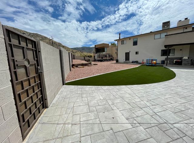 2025 Circulo Del Monte, Albuquerque, NM 87112