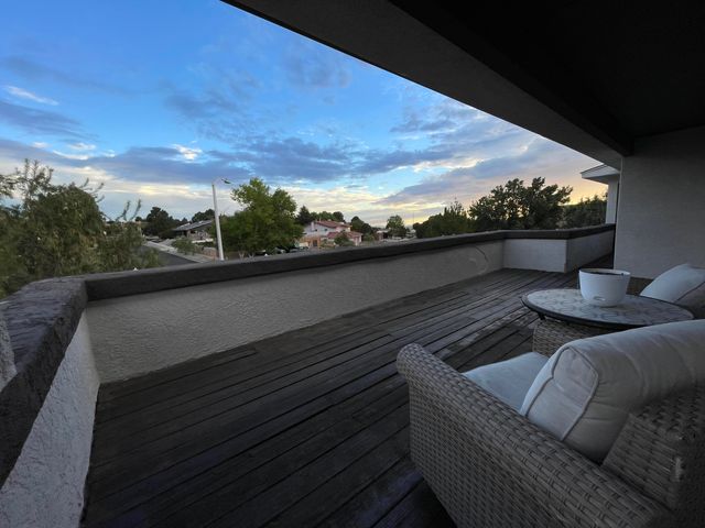 2025 Circulo Del Monte, Albuquerque, NM 87112