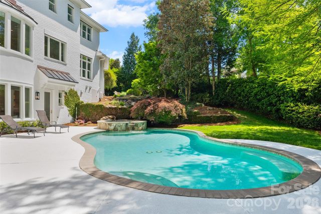 11110 Mcclure Manor Drive, Charlotte, NC 28277