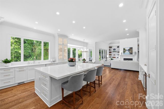 11110 Mcclure Manor Drive, Charlotte, NC 28277