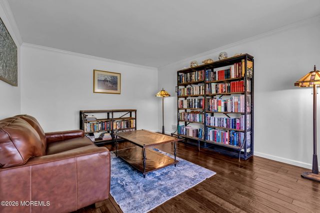 18 Camelot Terrace, Jackson, NJ 08527