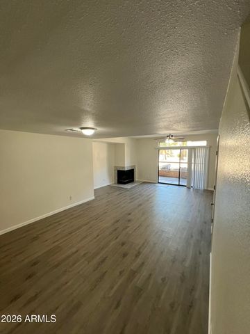 6550 N 47th Avenue 137, Glendale, AZ 85301