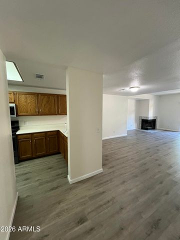 6550 N 47th Avenue 137, Glendale, AZ 85301