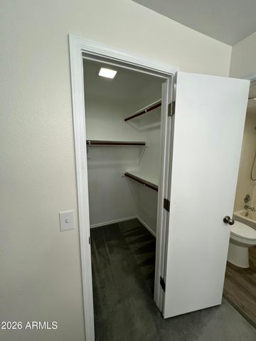6550 N 47th Avenue 137, Glendale, AZ 85301