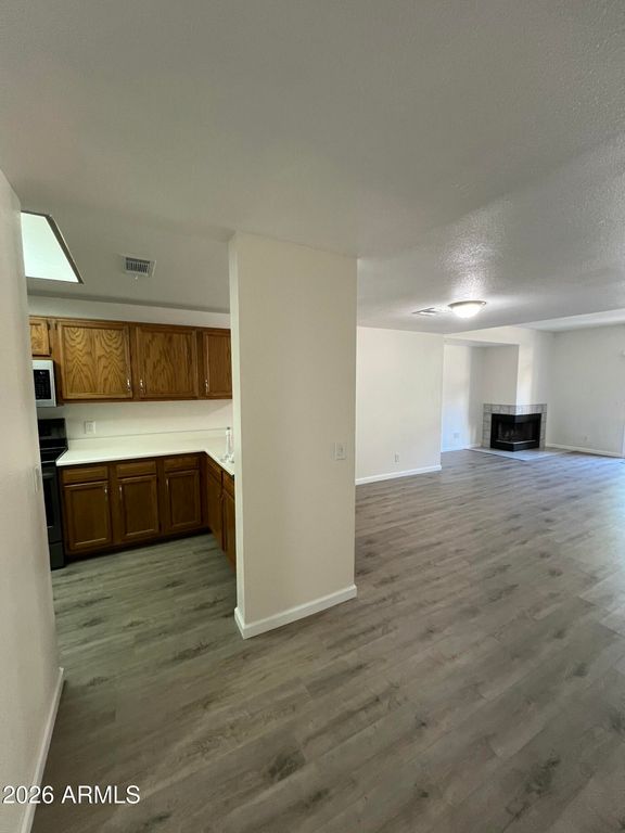 Image 14 of property listing at 6550 N 47th Avenue 137, Glendale, AZ 85301