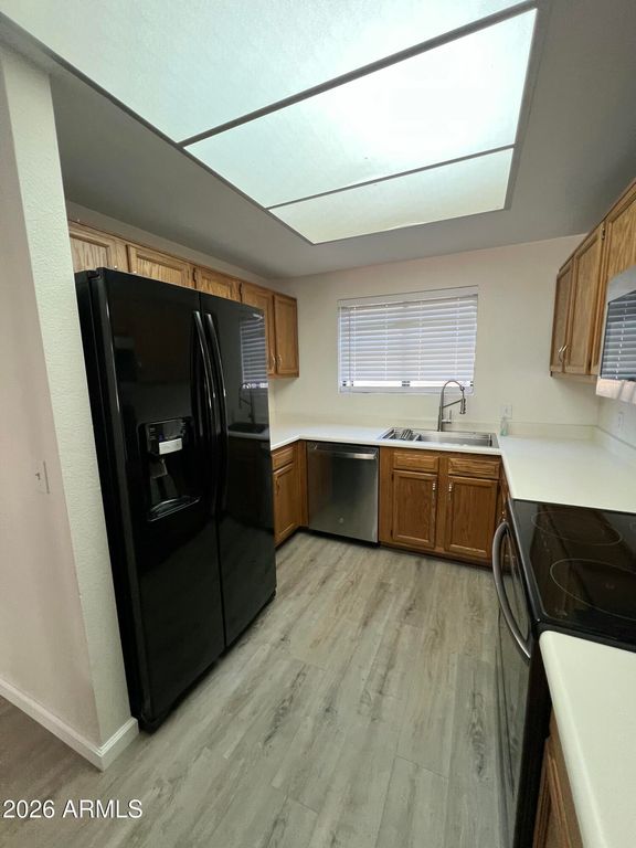 Image 16 of property listing at 6550 N 47th Avenue 137, Glendale, AZ 85301