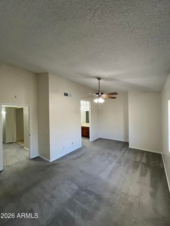 Image 18 of property listing at 6550 N 47th Avenue 137, Glendale, AZ 85301