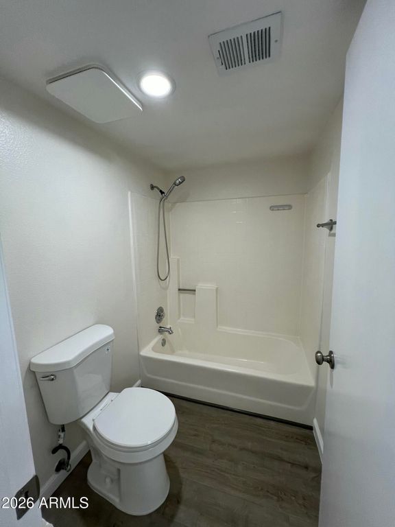 Image 23 of property listing at 6550 N 47th Avenue 137, Glendale, AZ 85301