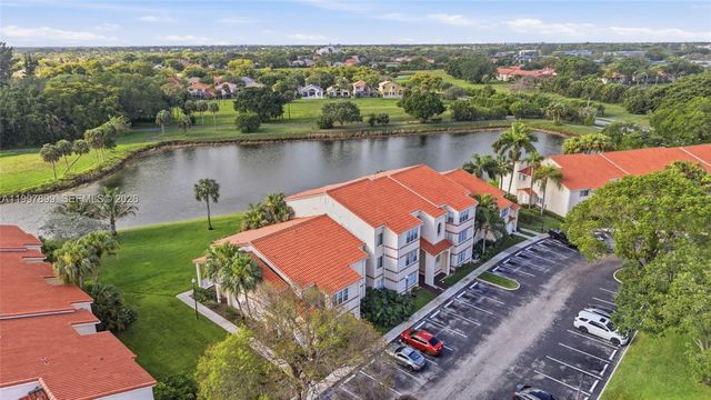 3310 N Pinewalk Dr N 1817, Margate, FL 33063