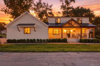 5150 Cheyenne Avenue, Waterford Charter Township, MI 48327