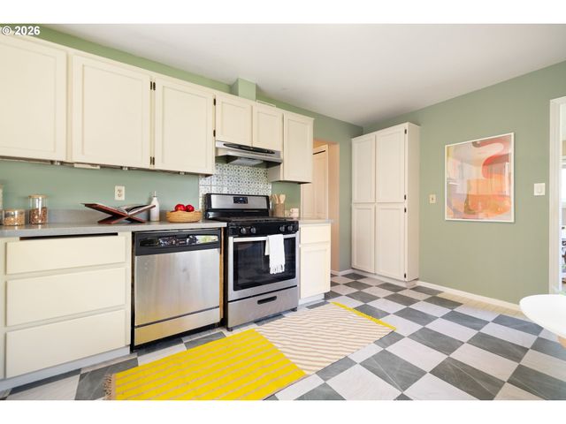 3127 Se 63RD Ave, Portland, OR 97206