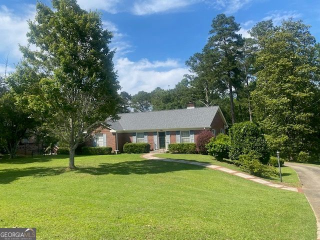 123 Hillcrest Road, West Point, GA 31833