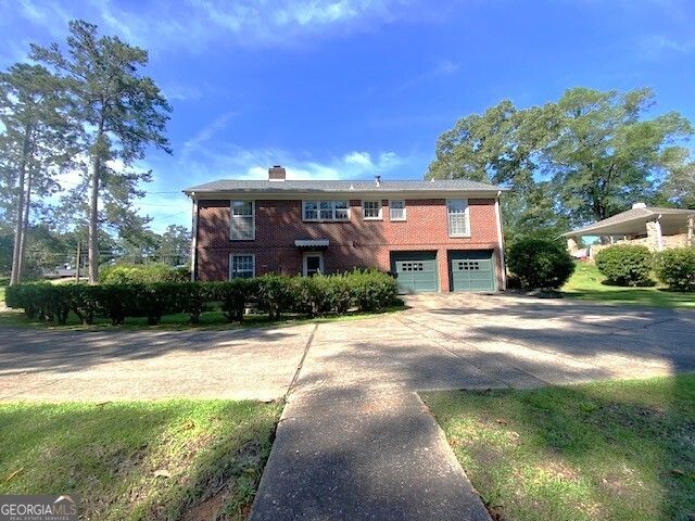 123 Hillcrest Road, West Point, GA 31833