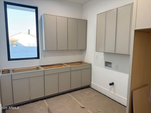 7090 W Celestine Drive, Peoria, AZ 85383