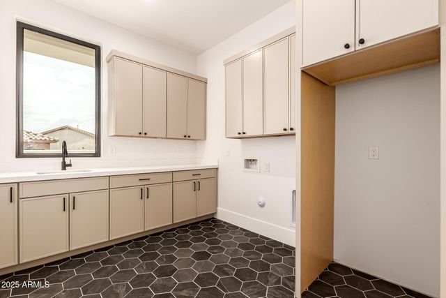 7090 W Celestine Drive, Peoria, AZ 85383