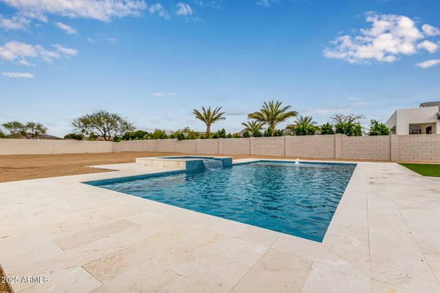 7090 W Celestine Drive, Peoria, AZ 85383