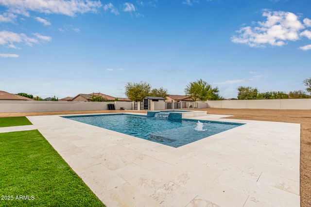 7090 W Celestine Drive, Peoria, AZ 85383