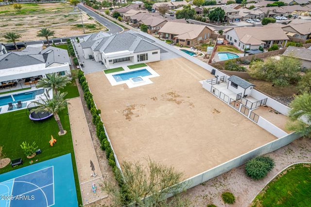 7090 W Celestine Drive, Peoria, AZ 85383