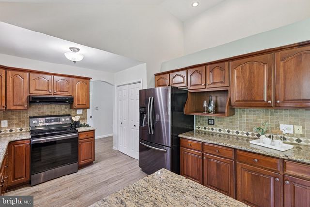 7584 CARLIN RD, Hanover, MD 21076