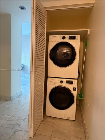 3470 E Coast Ave H0603, Miami, FL 33137