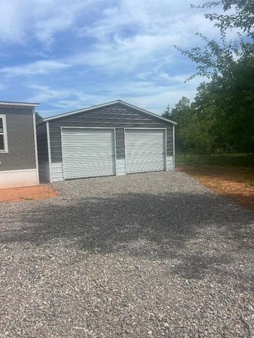 8001 London Drive, Noble, OK 73069