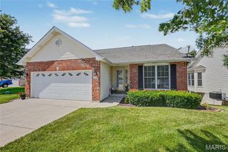 68 Coppergate Court 16A, St Peters, MO 63376