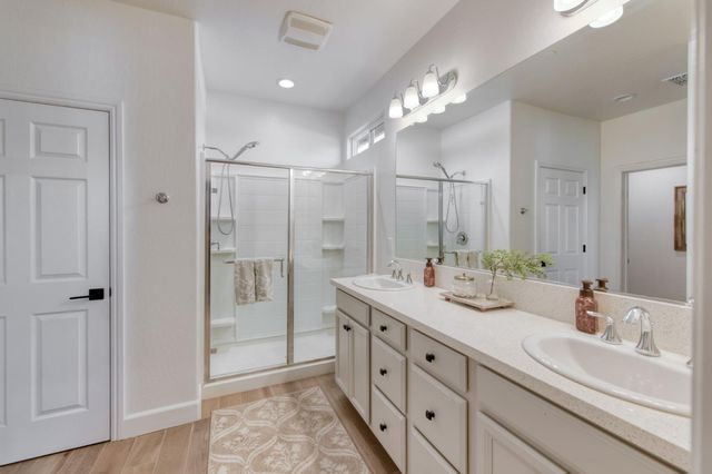 2659 N Dee Ann Avenue, Fresno, CA 93727