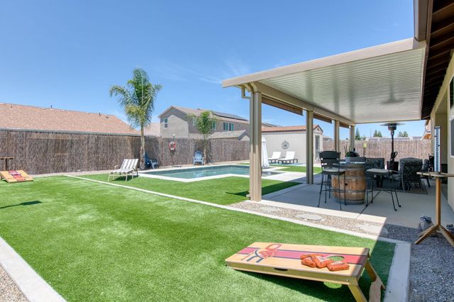 2659 N Dee Ann Avenue, Fresno, CA 93727