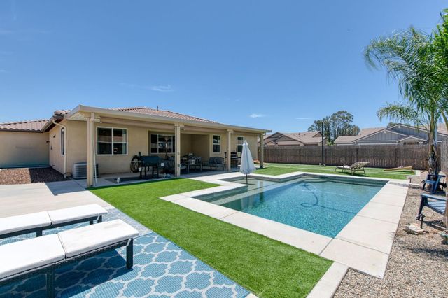 2659 N Dee Ann Avenue, Fresno, CA 93727