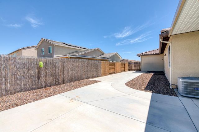 2659 N Dee Ann Avenue, Fresno, CA 93727