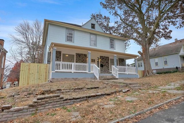 1407 Felix Street, St Joseph, MO 64501