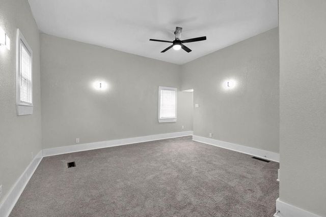 1407 Felix Street, St Joseph, MO 64501