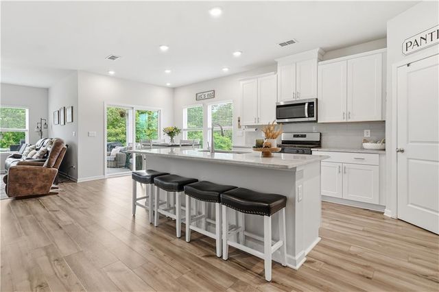 413 Murphy Avenue, Canton, GA 30114