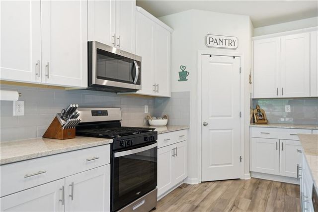 413 Murphy Avenue, Canton, GA 30114