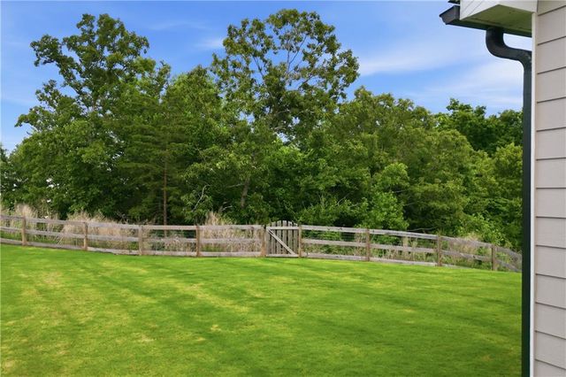 413 Murphy Avenue, Canton, GA 30114