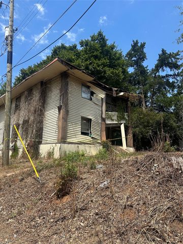 2412 Creswell Avenue, Shreveport, LA 71104