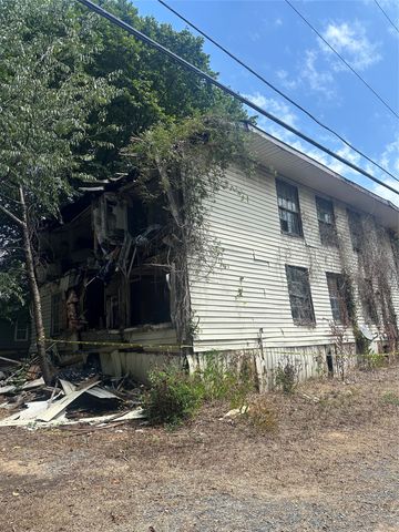 2412 Creswell Avenue, Shreveport, LA 71104