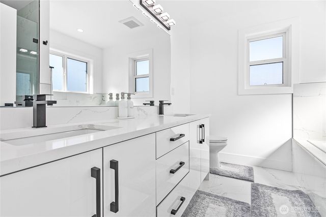 2529 Bora Bora Court, Blaine, WA 98230