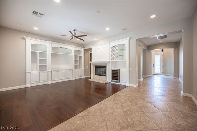 7119 April Wind Avenue, Las Vegas, NV 89131